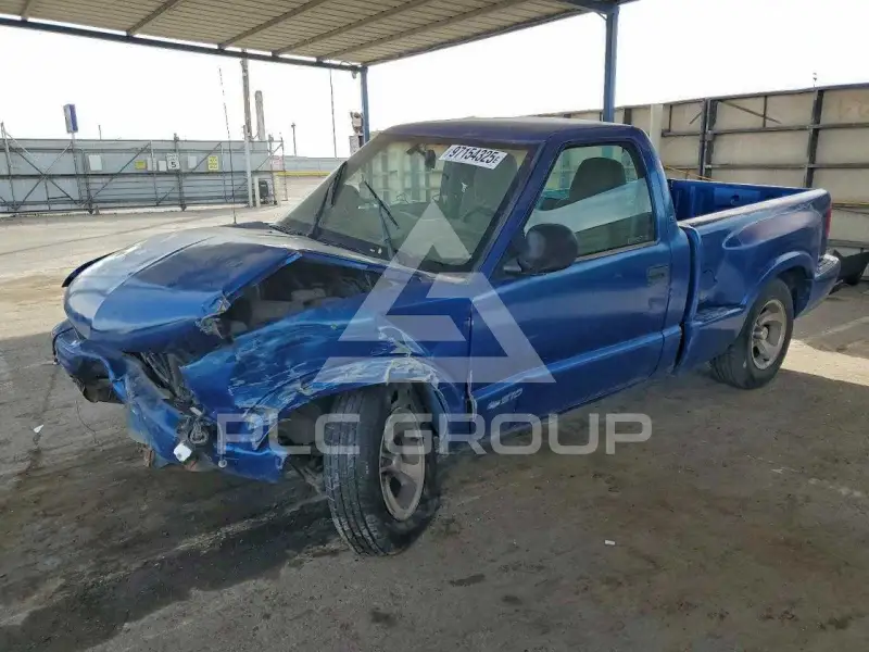1999 Chevrolet S10 photo