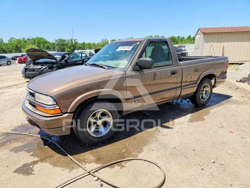 1999 Chevrolet S10 photo