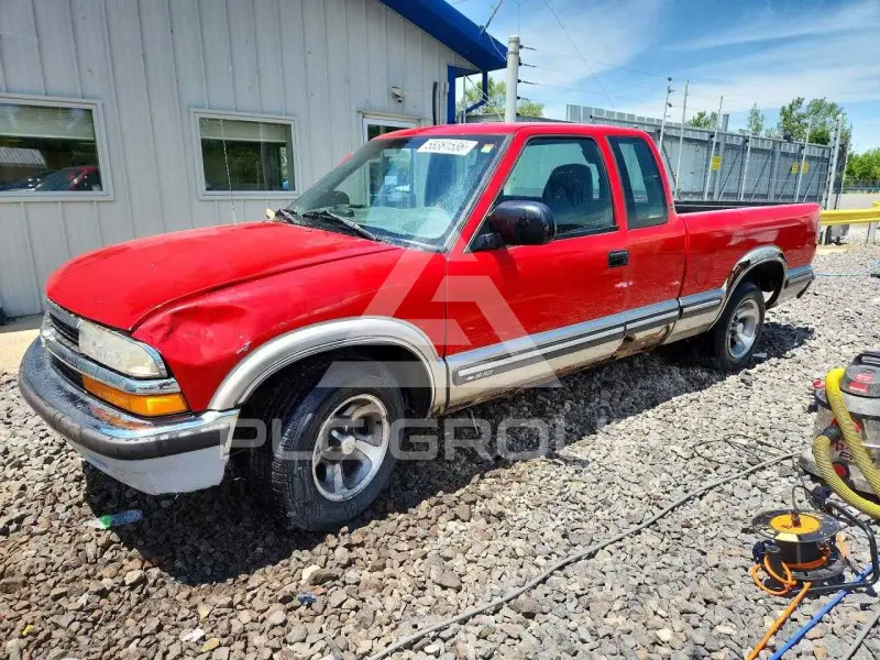 1999 Chevrolet S10 фото