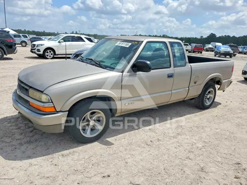 1999 Chevrolet S10 фото