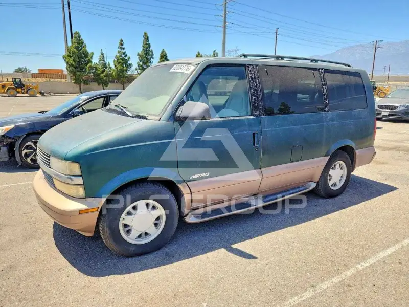 1999 Chevrolet ASTRO photo
