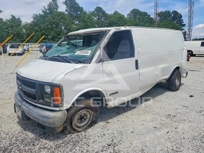 1999 Chevrolet Express photo