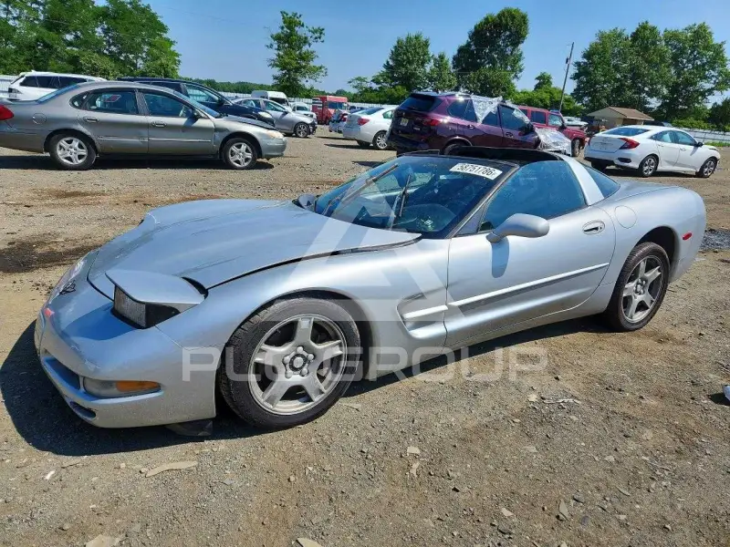 1999 Chevrolet Corvette фото