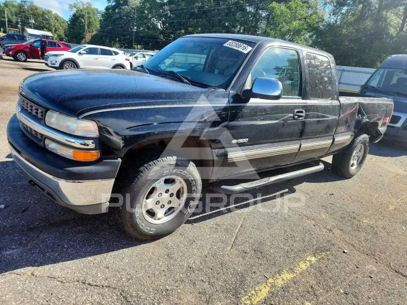 1999 Chevrolet Silverado photo