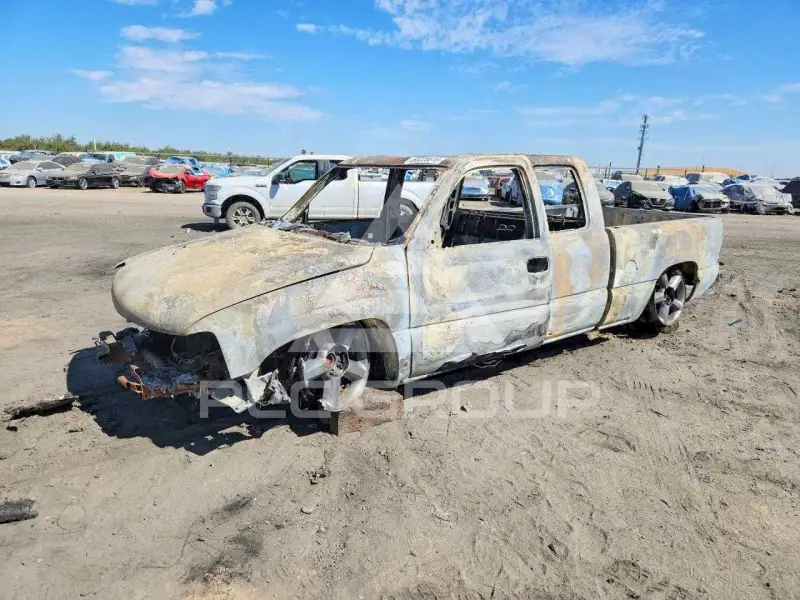 1999 Chevrolet Silverado photo