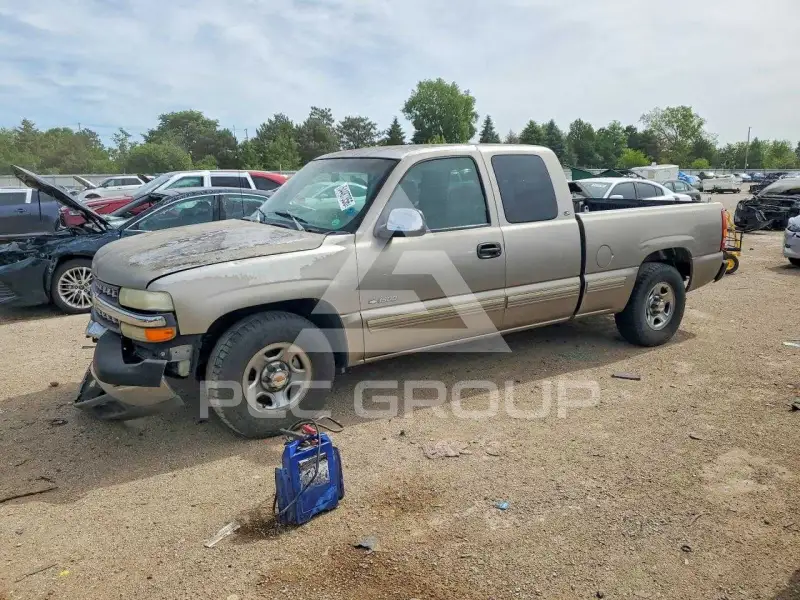 1999 Chevrolet Silverado photo