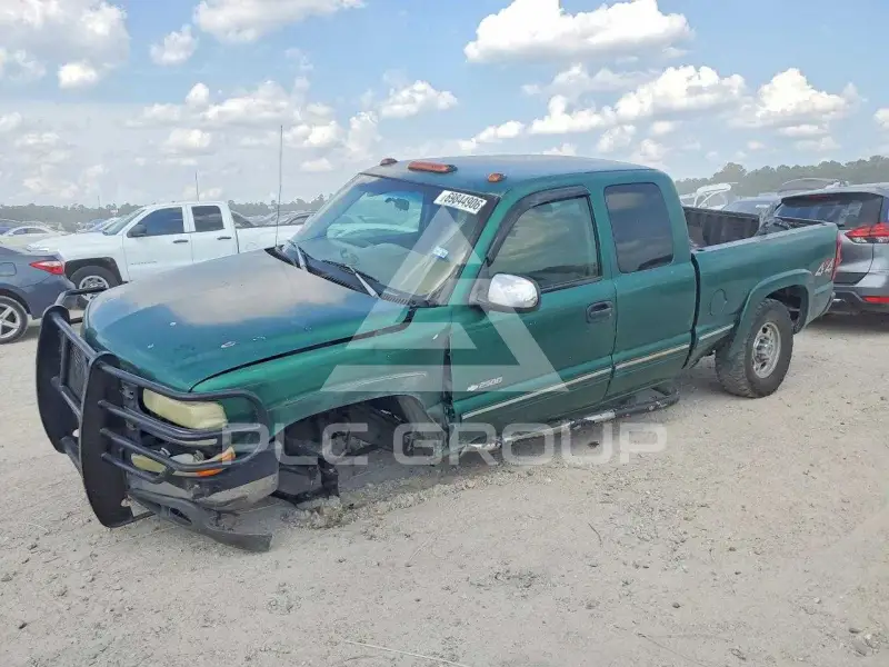 1999 Chevrolet Silverado photo