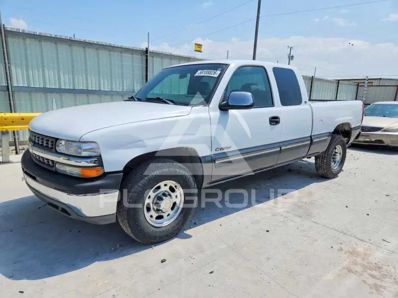 1999 Chevrolet Silverado photo