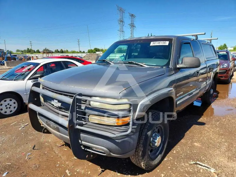 1999 Chevrolet Silverado photo