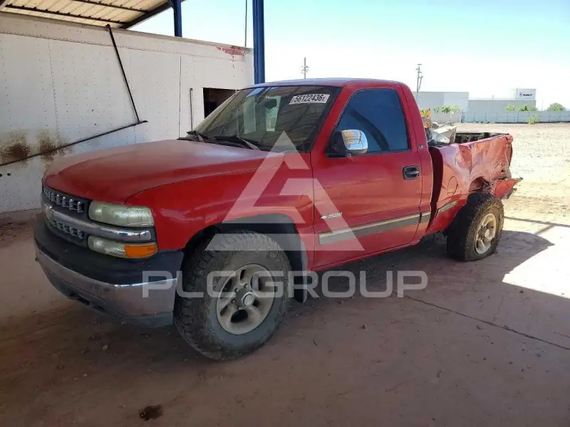 1999 Chevrolet Silverado photo
