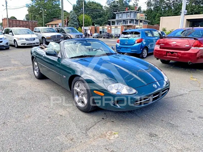 1999 Jaguar XK8 фото