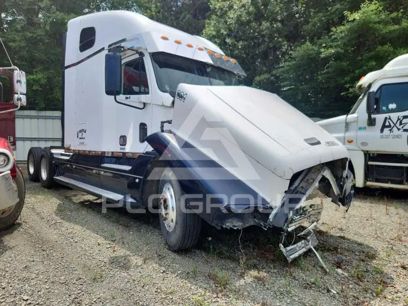 1999 Freightliner All Other photo
