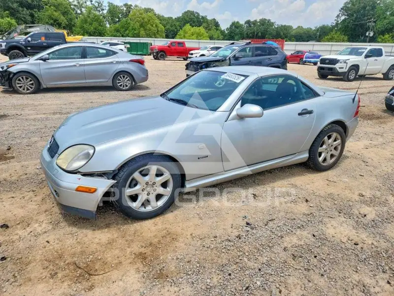 1999 Mercedes Benz SLK-Class photo