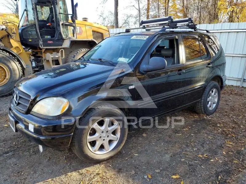 1999 Mercedes Benz ML-Class photo