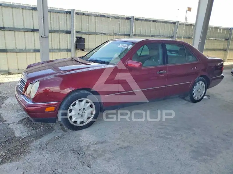 1999 Mercedes Benz E-Class photo