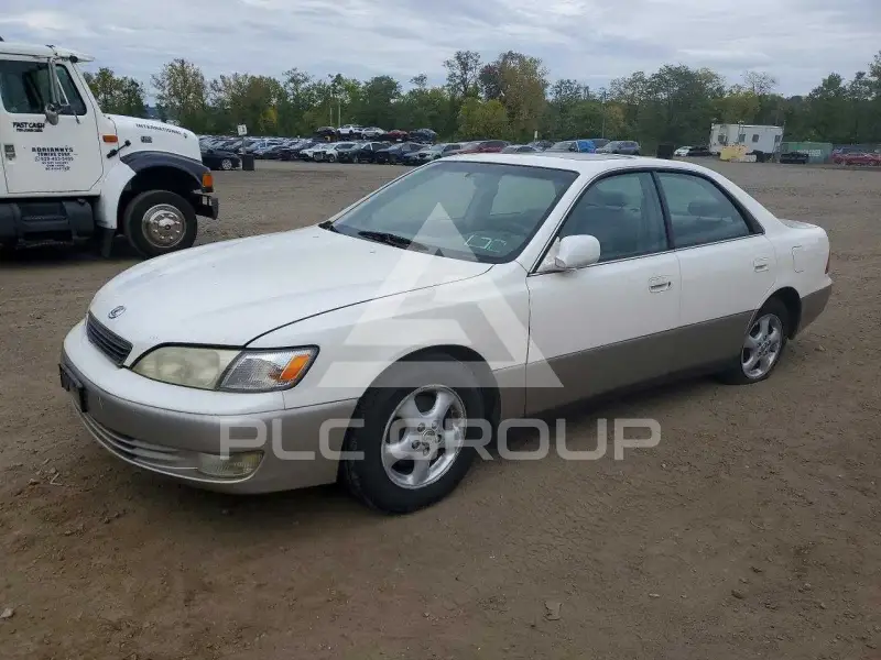 1999 Lexus ES300 фото