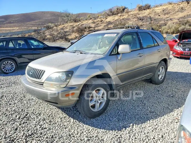 1999 Lexus RX300 photo