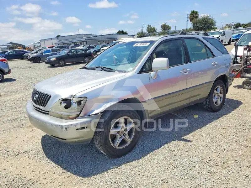1999 Lexus RX300 photo