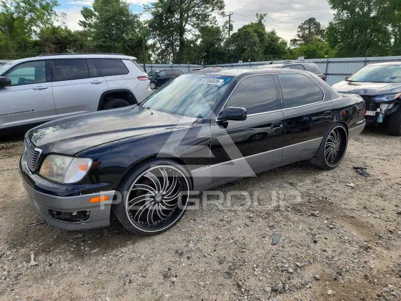 1999 Lexus LS400 фото
