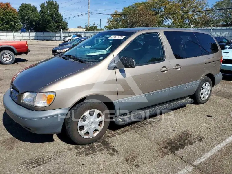 1999 Toyota SIENNA фото