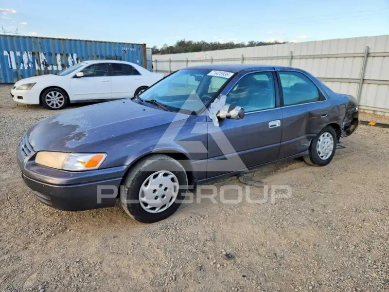 1999 Toyota CAMRY фото