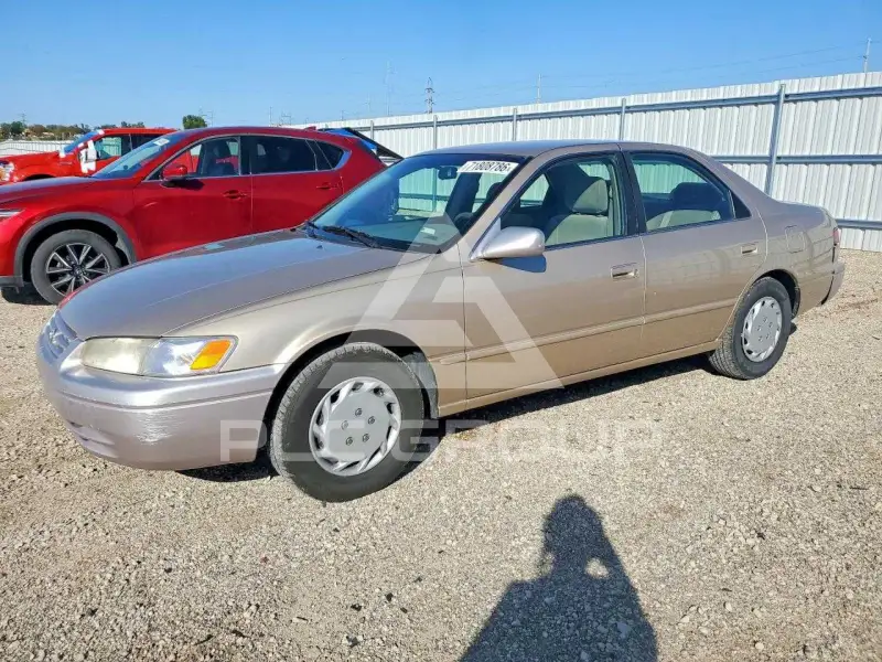 1999 Toyota CAMRY photo