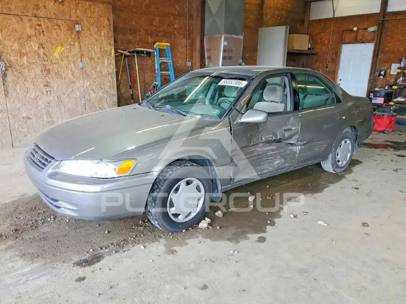 1999 Toyota CAMRY фото