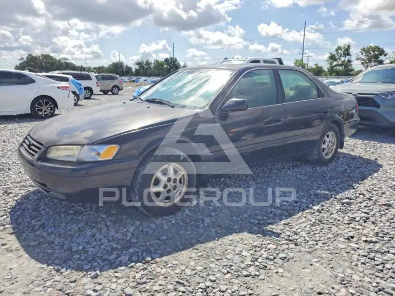 1999 Toyota CAMRY фото
