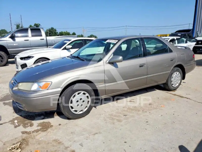 1999 Toyota CAMRY фото