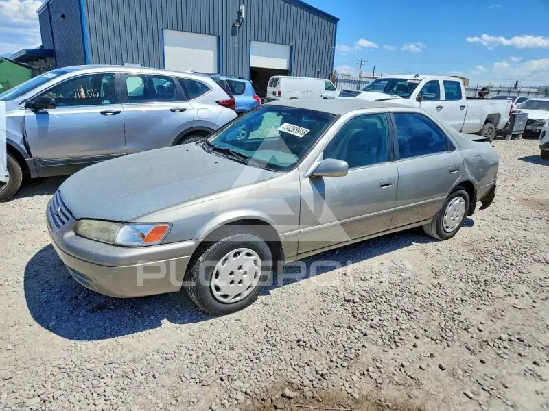 1999 Toyota CAMRY фото
