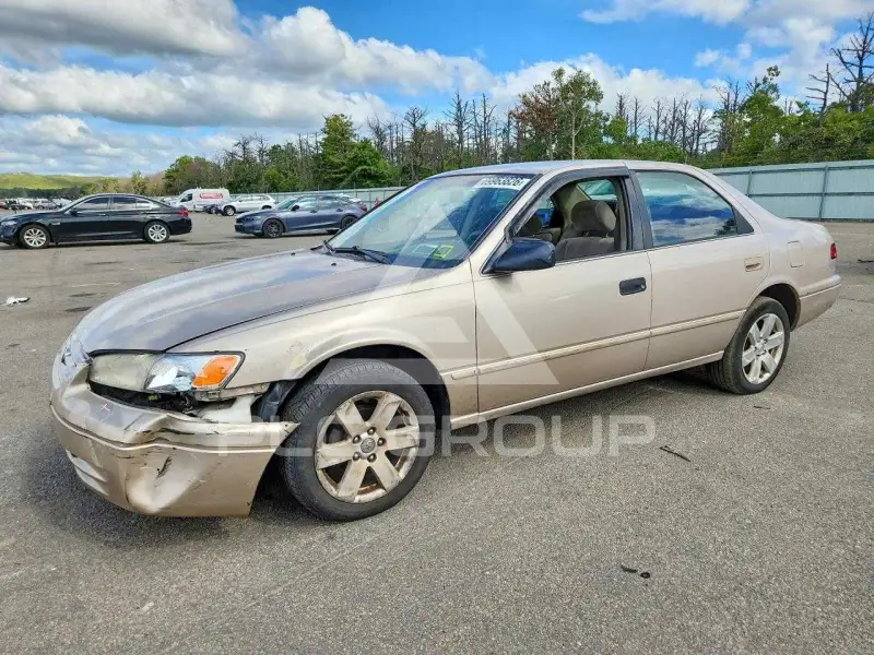 1999 Toyota CAMRY фото