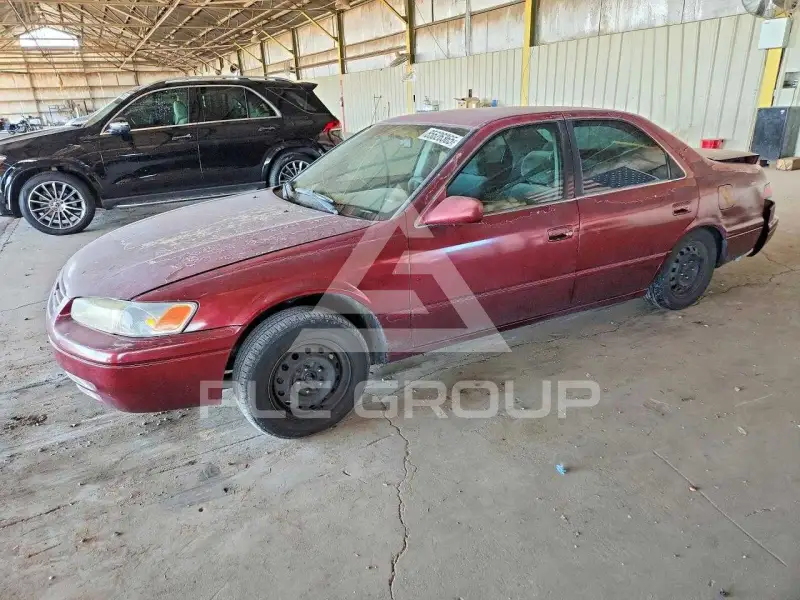1999 Toyota CAMRY фото