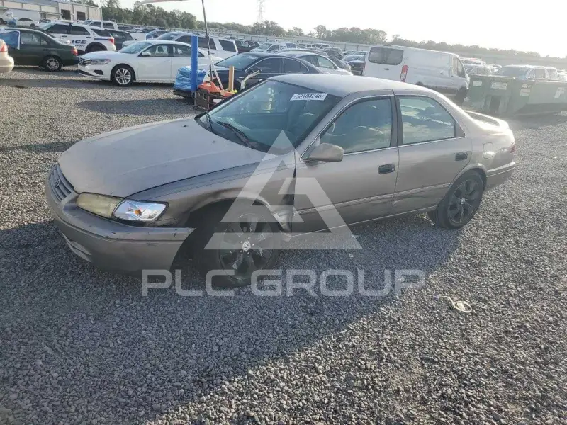 1999 Toyota CAMRY фото
