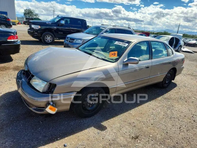1999 Toyota AVALON фото