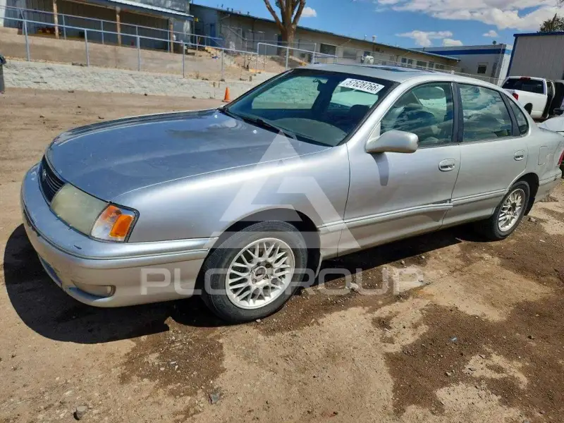 1999 Toyota AVALON фото