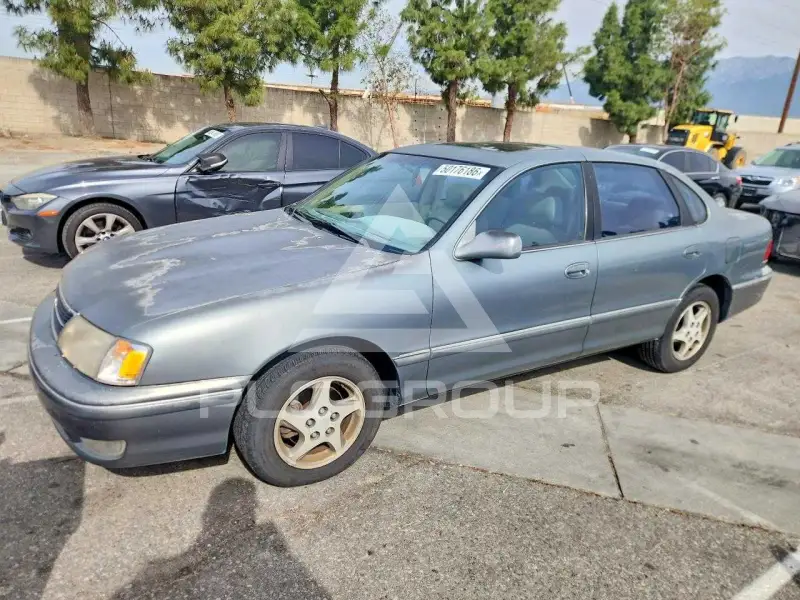 1999 Toyota AVALON фото