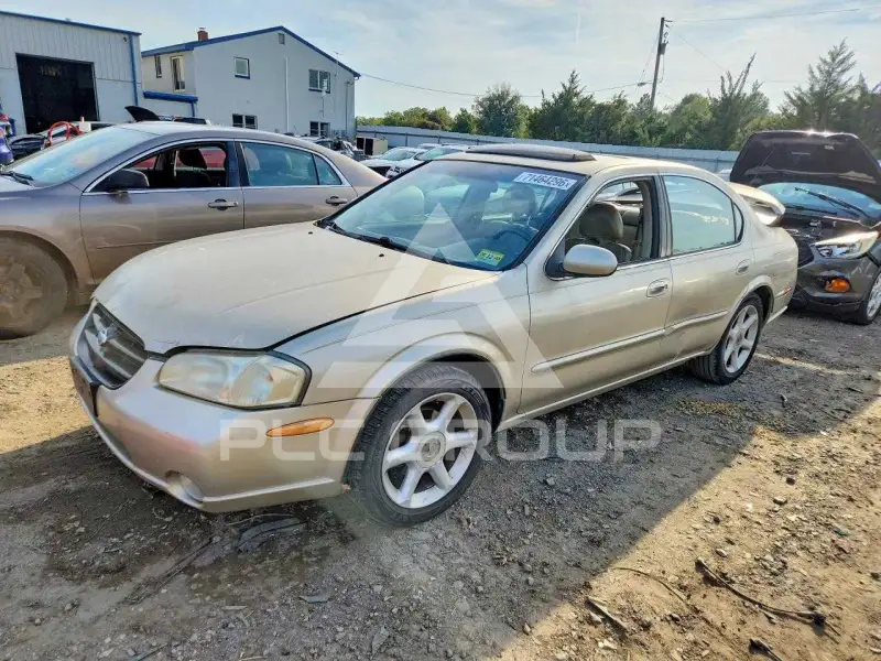 2000 Nissan MAXIMA photo