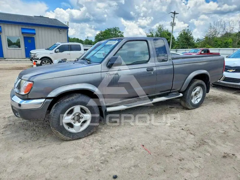 2000 Nissan FRONTIER фото