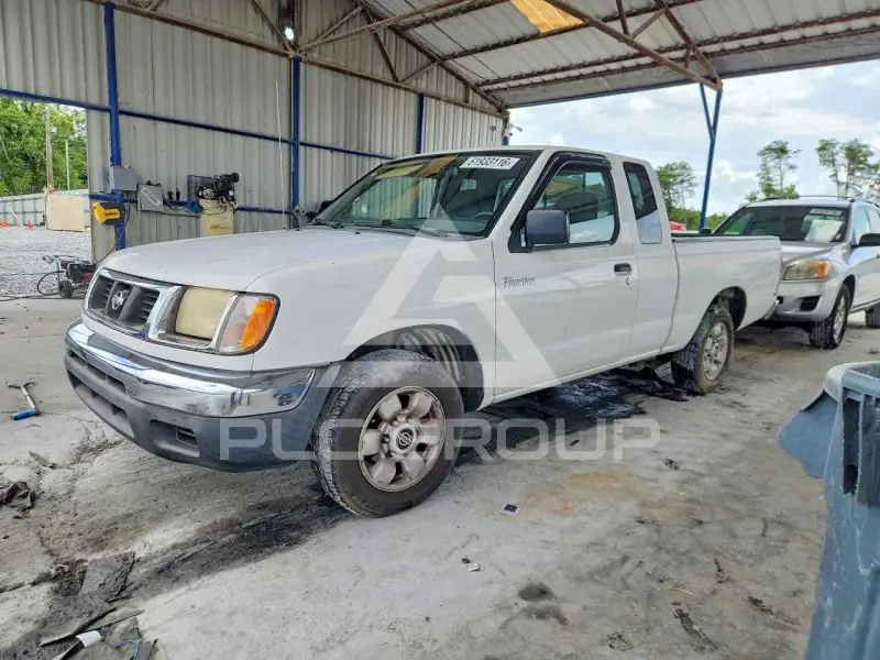 2000 Nissan FRONTIER фото