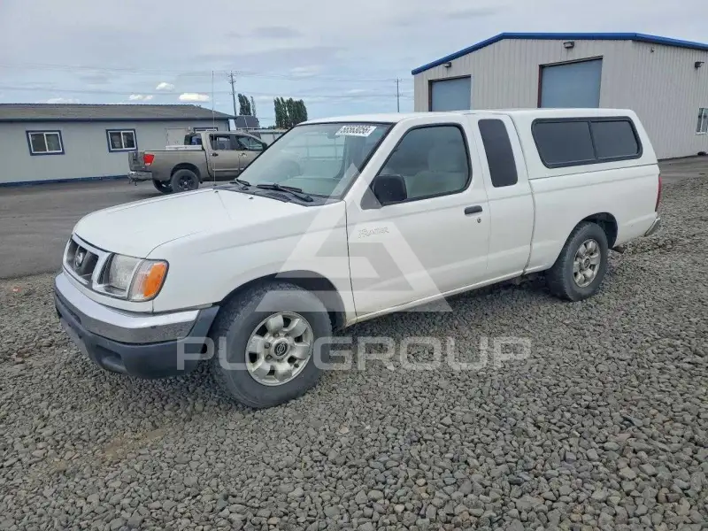 2000 Nissan FRONTIER photo
