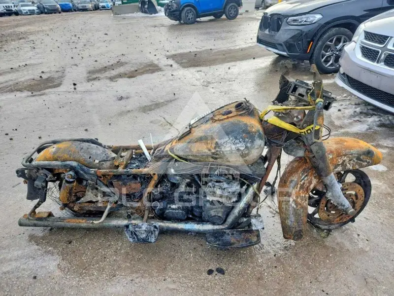 2000 Harley-Davidson FL photo