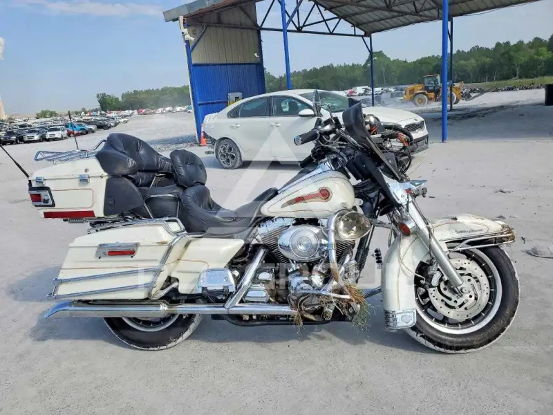 2000 Harley-Davidson FL photo