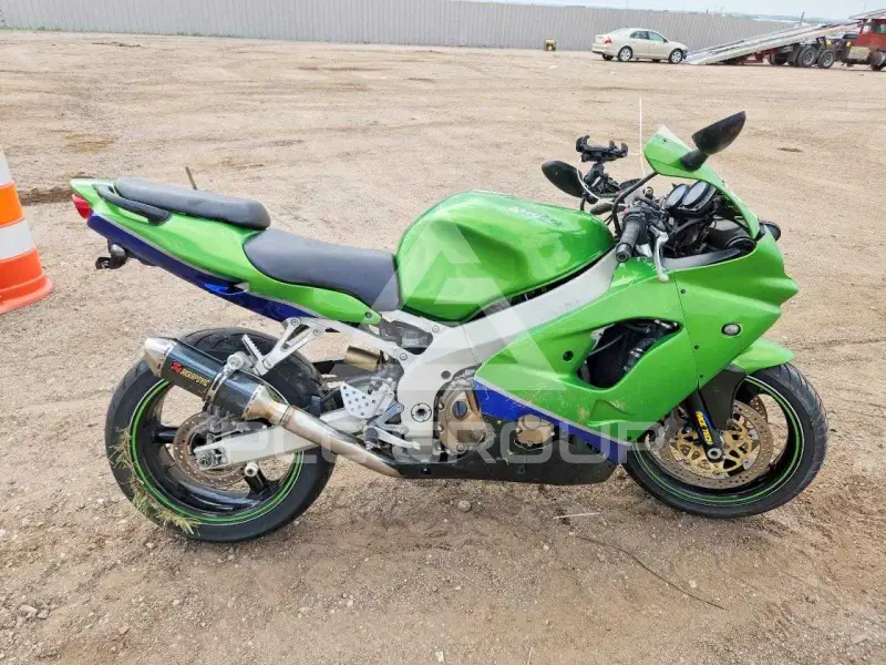 2000 Kawasaki Ninja900 фото