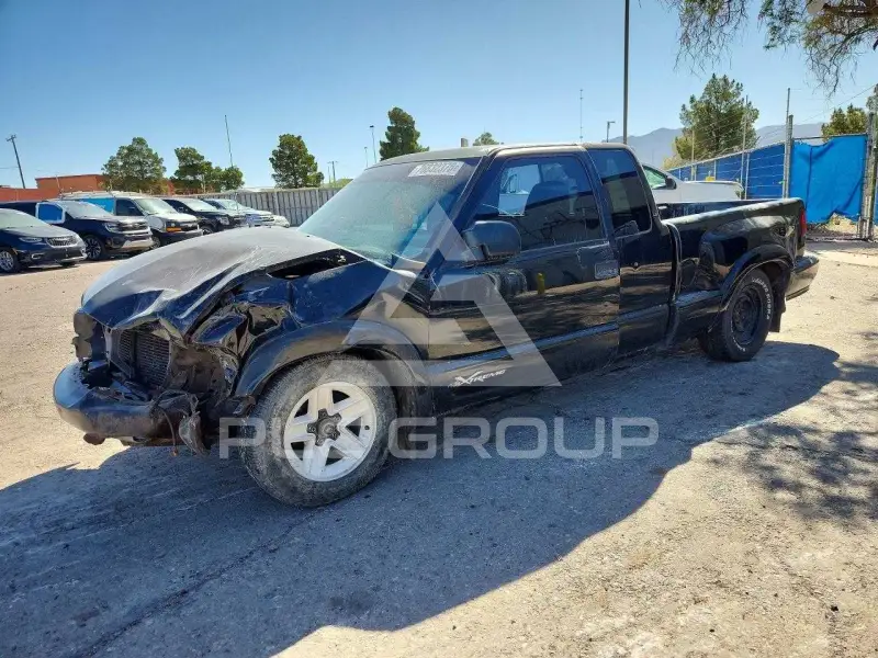 2000 Chevrolet S10 фото