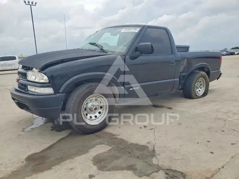 2000 Chevrolet S10 фото