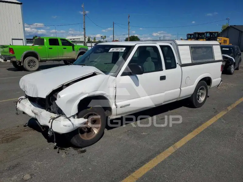 2000 Chevrolet S10 фото