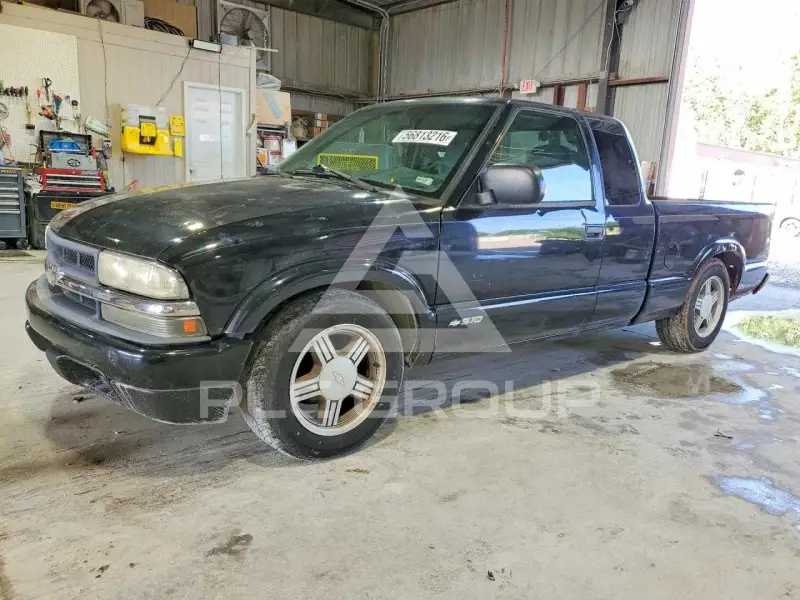 2000 Chevrolet S10 фото