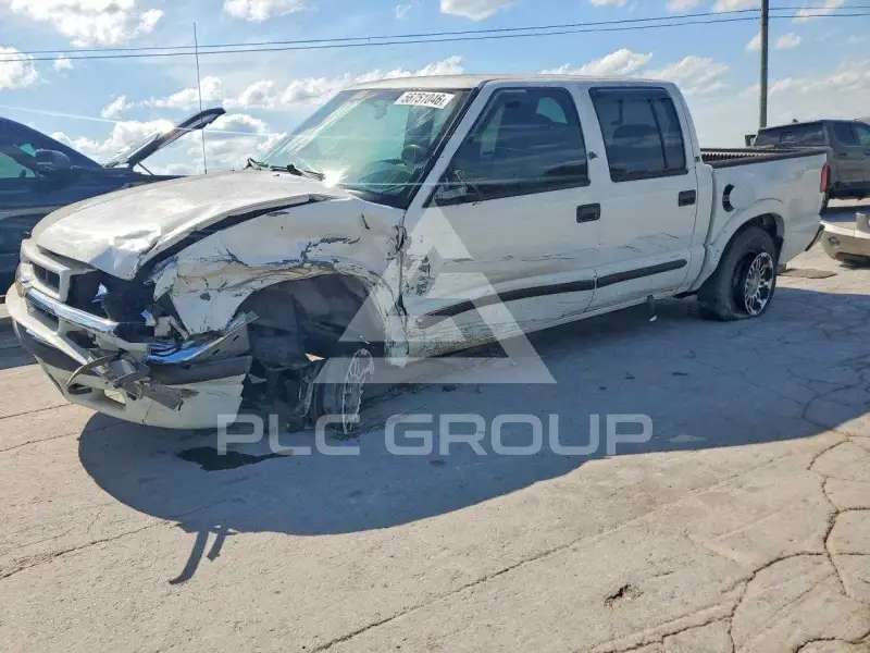 2000 Chevrolet S10 photo