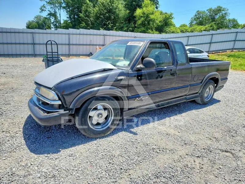 2000 Chevrolet S10 фото