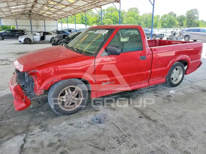 2000 Chevrolet S10 фото